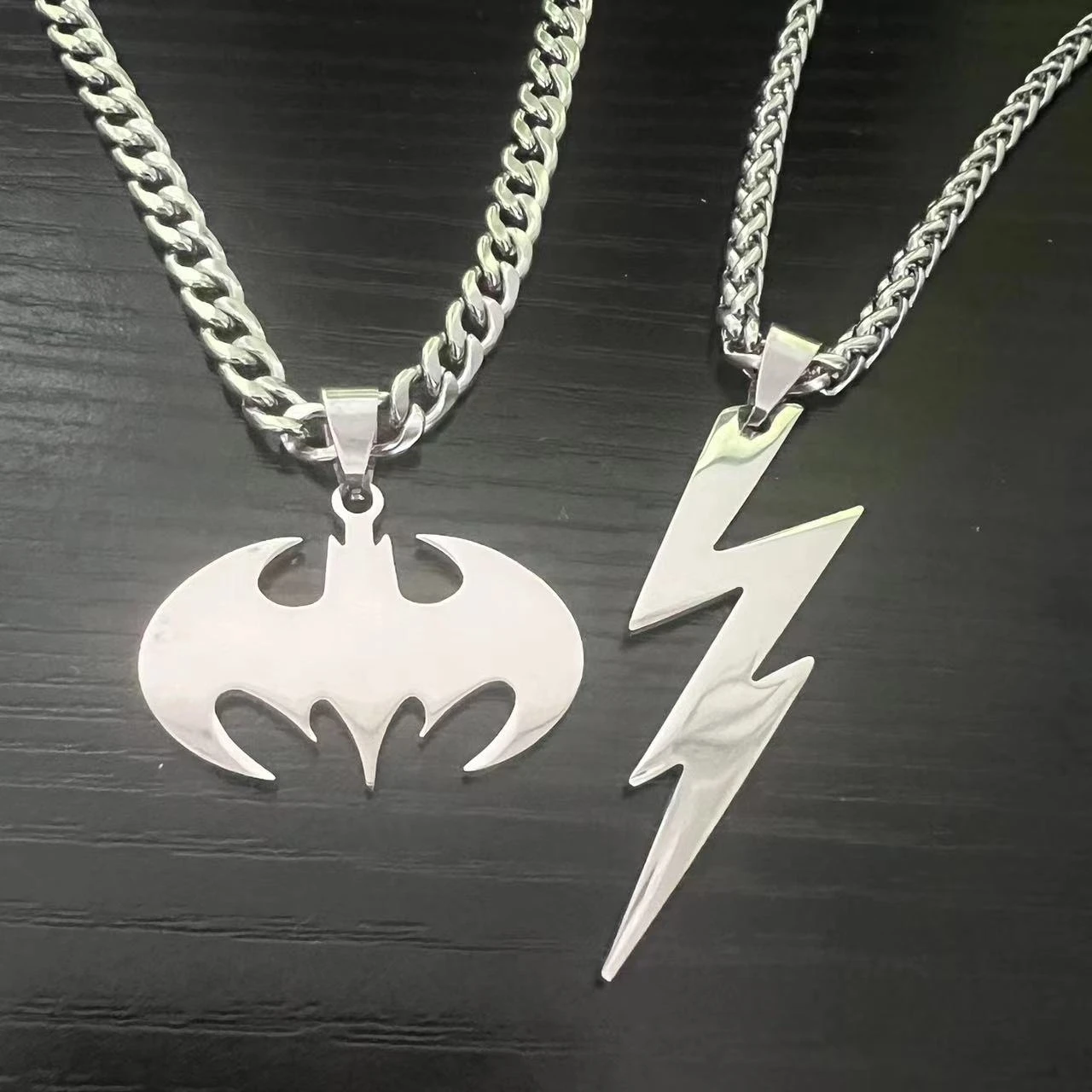 HNSP Movies Bat Flash Stainless Steel Pendant Chain Necklace For Men Boy Jewelry Accessory Gift